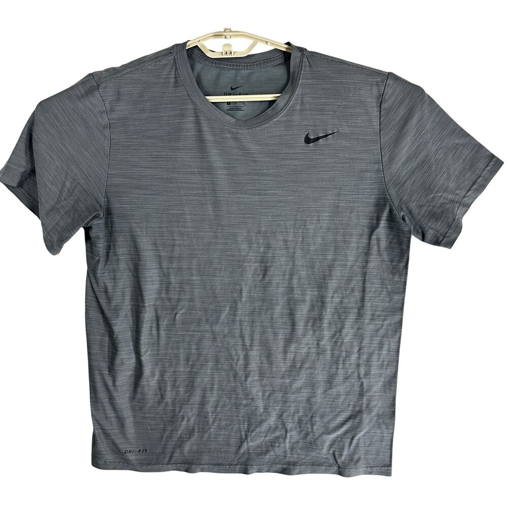 Nike Tee Shirt Men Size L Gray Dri Fit Short Sleeve Athleisure Minimalist Gym